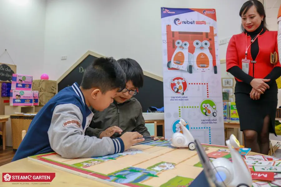 Trường mầm non song ngữ STEAMeQ