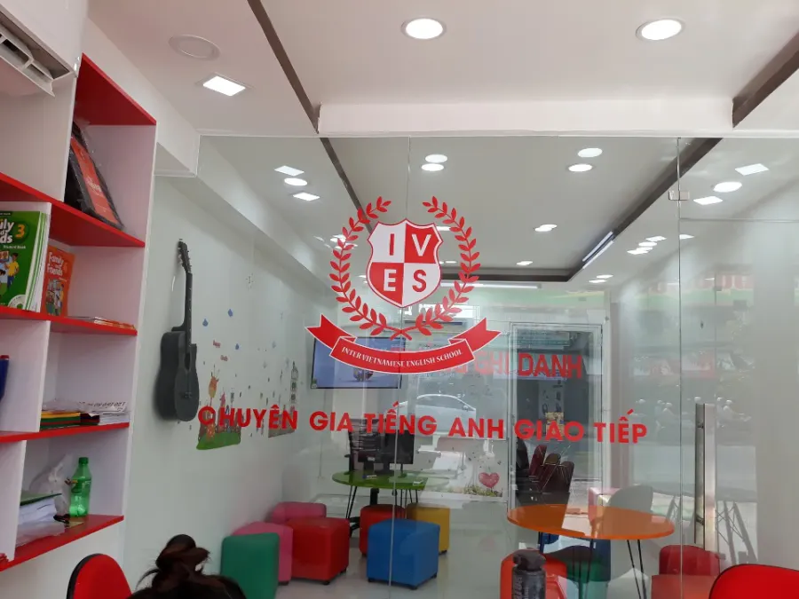 Trung Tâm Ngoại Ngữ Liên Việt Anh