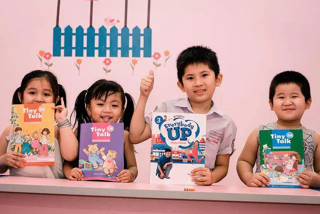 Trung Tâm Anh Ngữ Quốc Tế Ưu Việt PIS