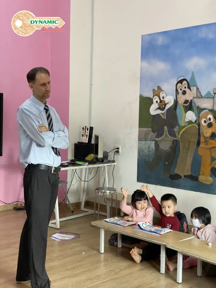 Trung Tâm Anh Ngữ Dynamic Language Center