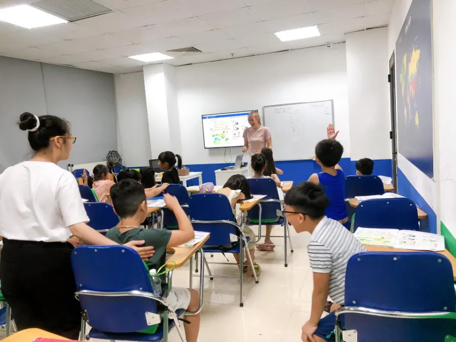 Trung tâm Language Link Academic - Tiếng Anh chuyên tích hợp