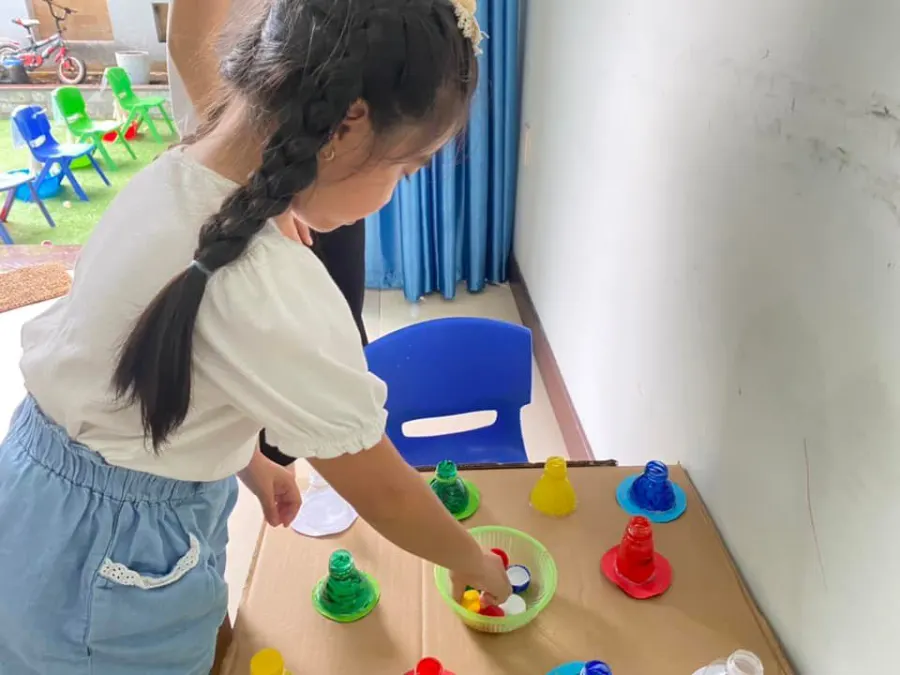Trung Tâm Hoa Cúc Trắng