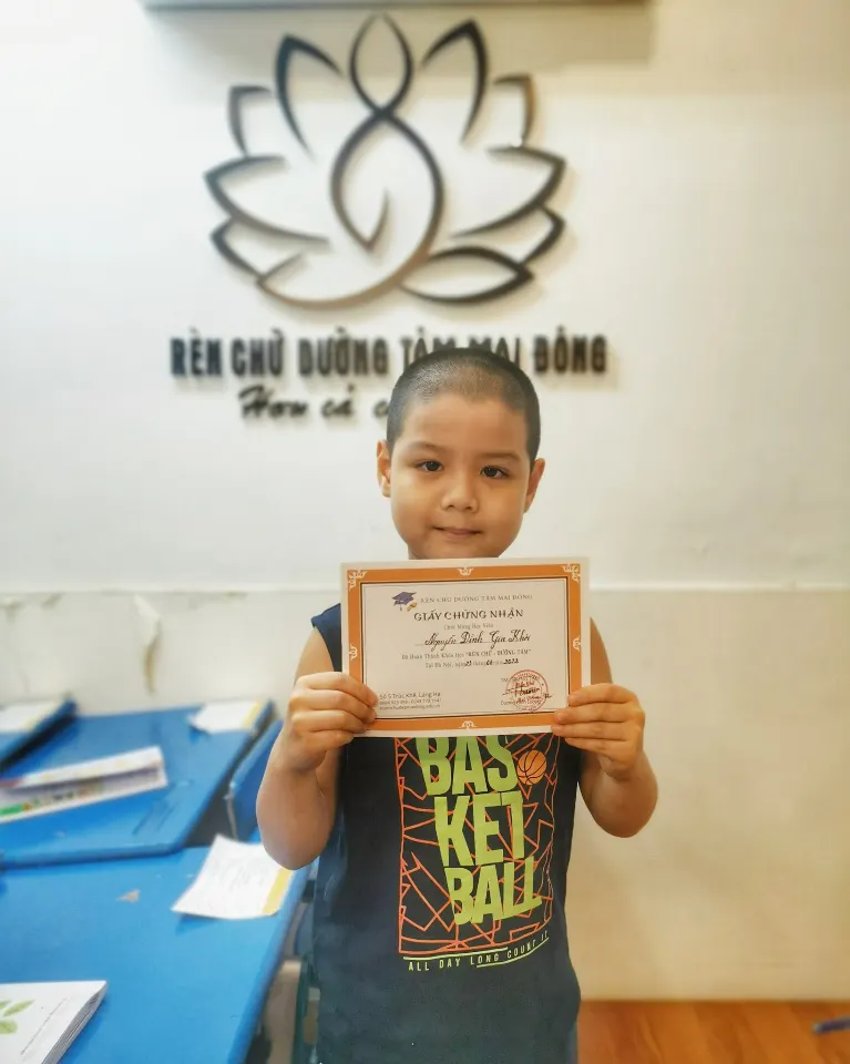 Trung Tâm Luyện Chữ Đẹp Mai Đông