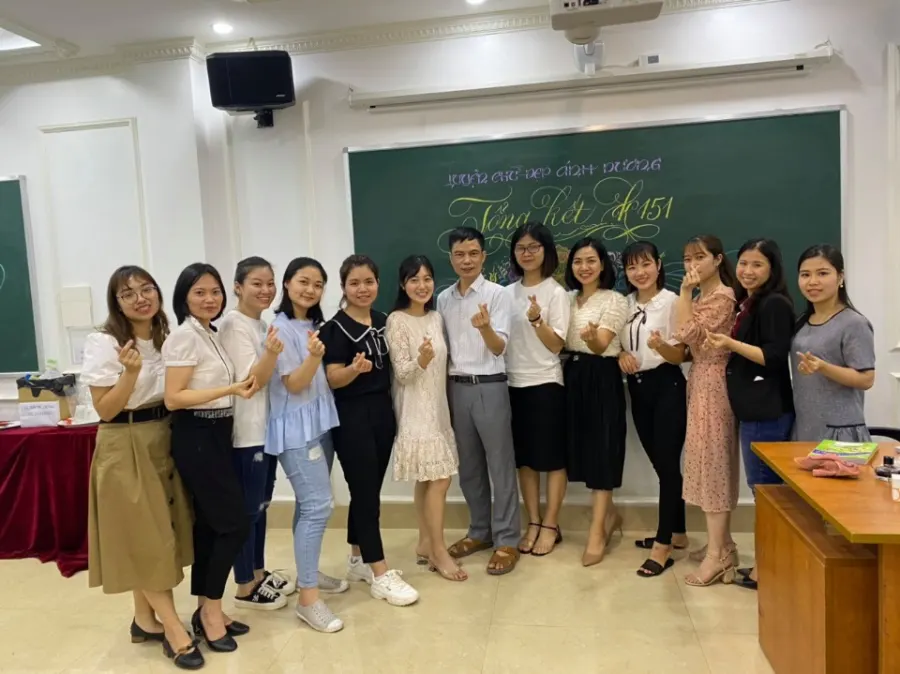 Trung Tâm Luyện Chữ Đẹp Ánh Dương