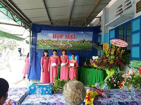 Trường Mầm Non Hoa Sen