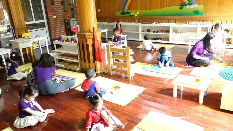 Trường Mầm Non Happy House Montessori