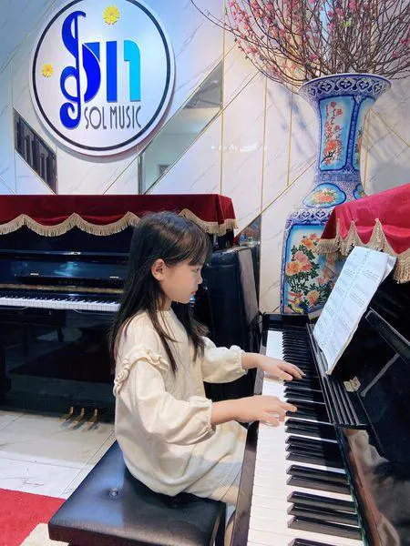 Trung Tâm Âm Nhạc Sol Music